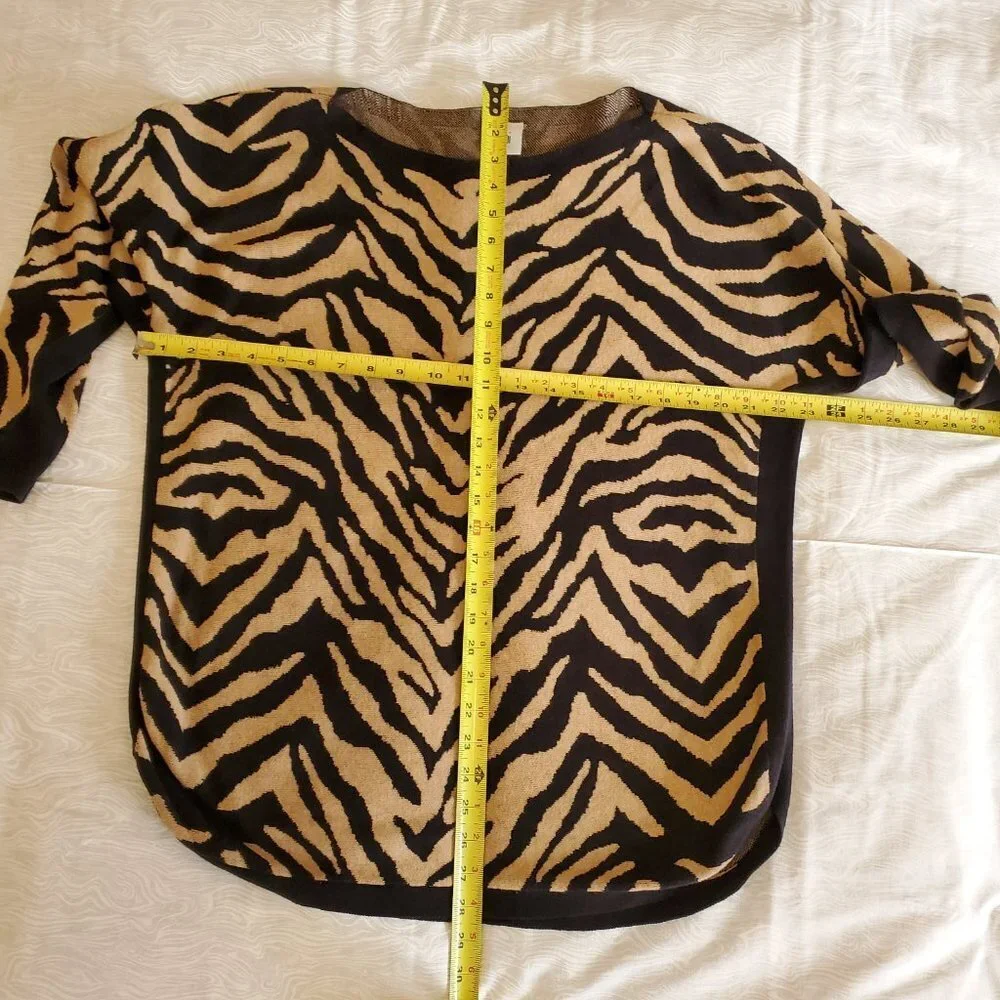 CAbi Dani Pullover #3884 Brown Black Zebra Dazzle Stripe Size M EUC